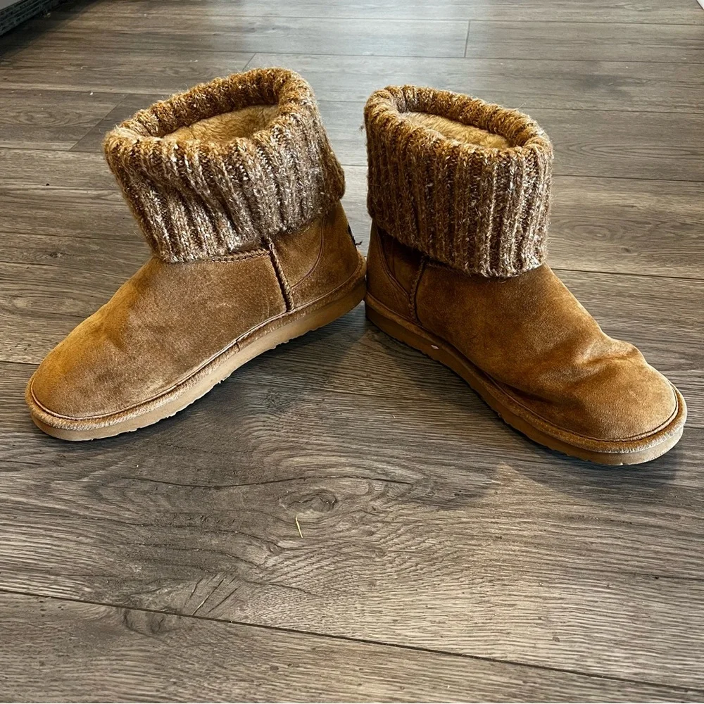 Lamo Women’s Faux Fur Suede Boot Size 8 Chestnut Tan Carmel Fold Over Sock